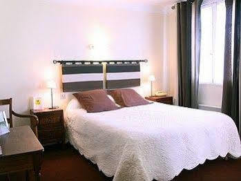 De La Nivelle Hotel Saint-Pée-sur-Nivelle Zewnętrze zdjęcie
