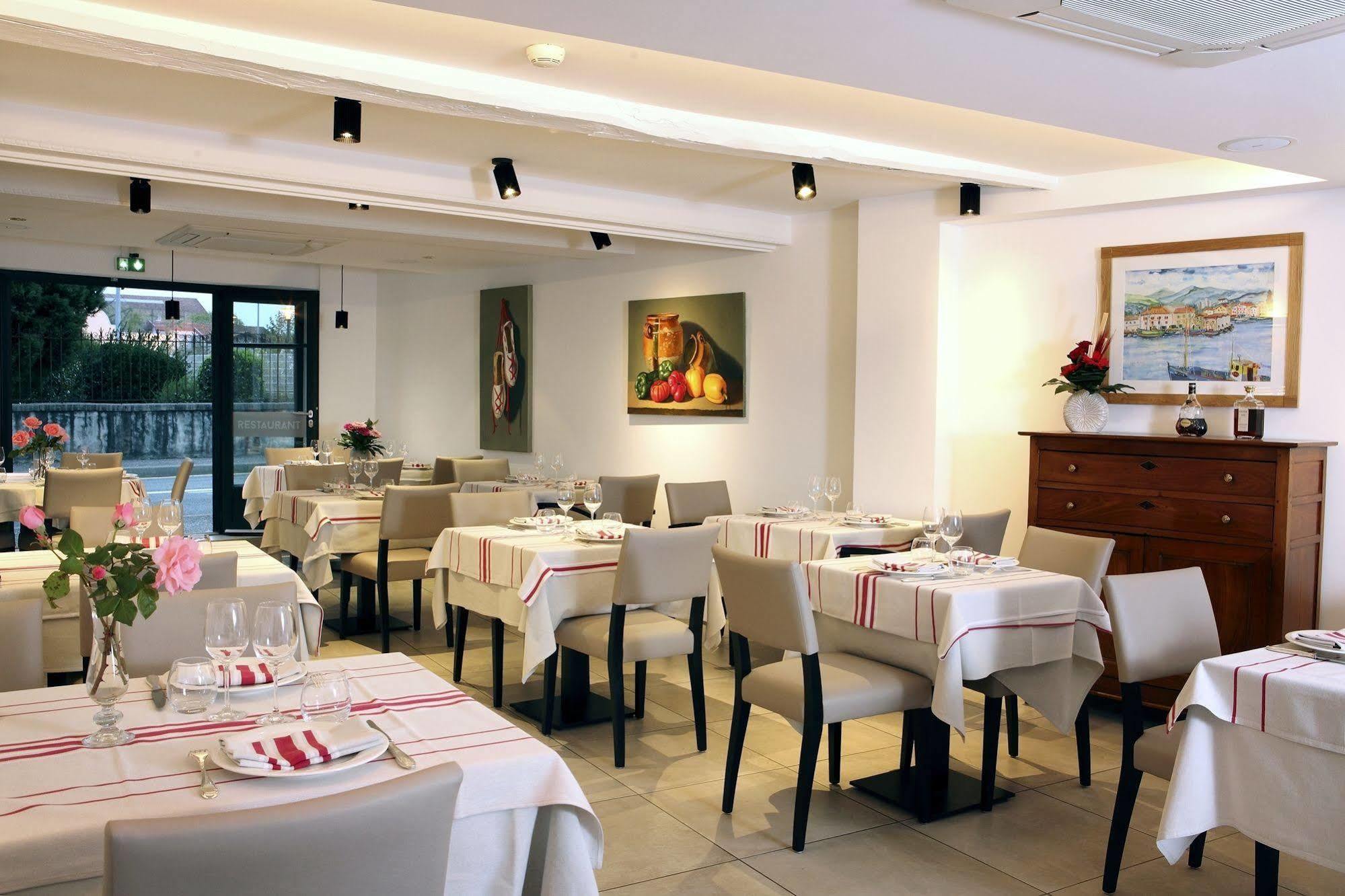 De La Nivelle Hotel Saint-Pée-sur-Nivelle Zewnętrze zdjęcie