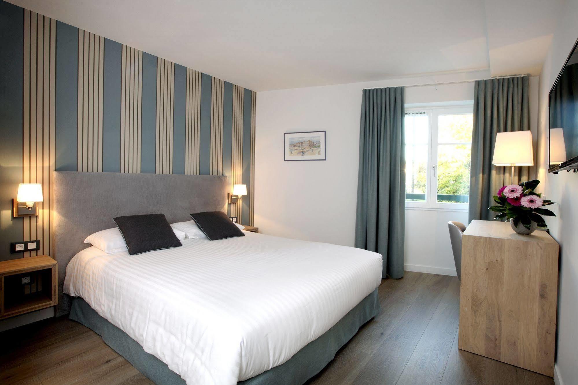 De La Nivelle Hotel Saint-Pée-sur-Nivelle Zewnętrze zdjęcie